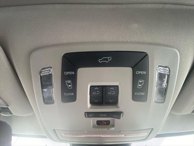 2023 Toyota Sienna XLE 7 Passenger
