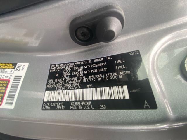 2023 Toyota Sienna XLE 7 Passenger