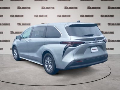 2023 Toyota Sienna XLE 7 Passenger