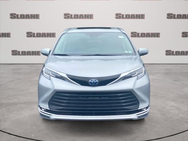 2023 Toyota Sienna XLE 7 Passenger