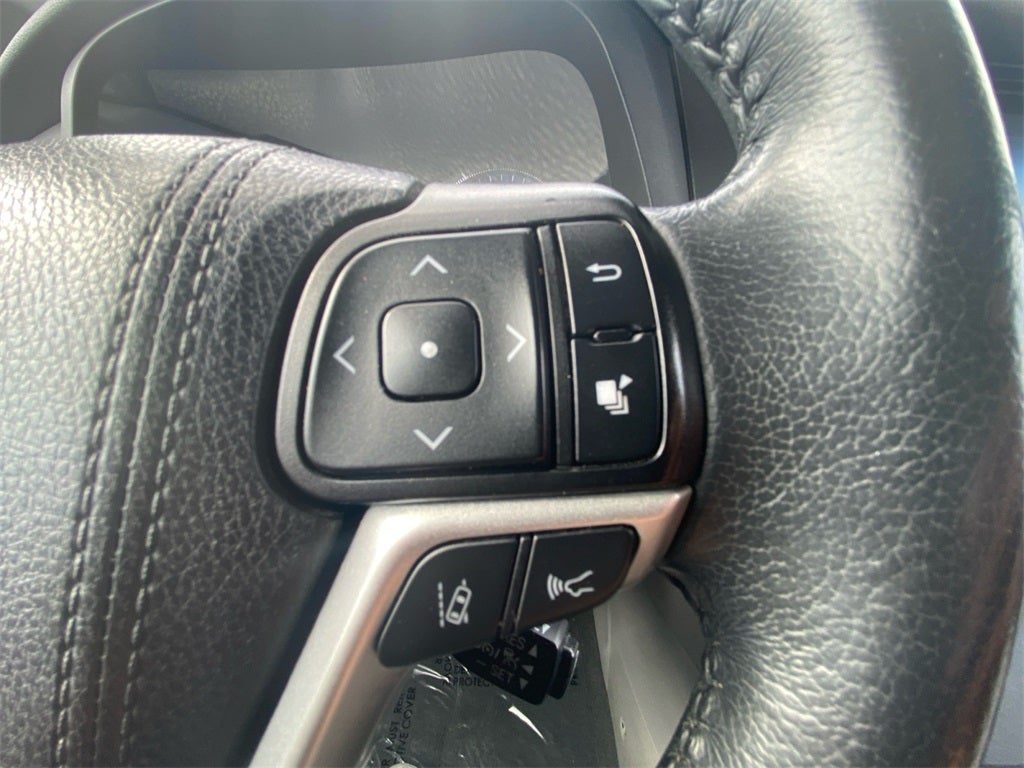 2019 Toyota SIENNA XLE 3.5L XLE 7 Passenger