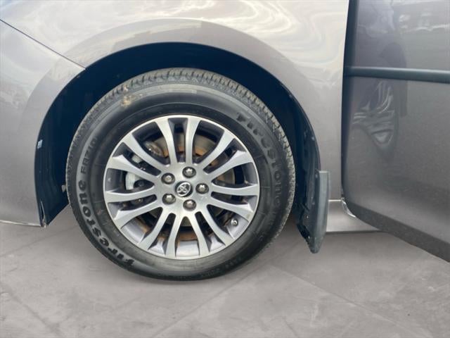 2019 Toyota SIENNA XLE 3.5L XLE 7 Passenger