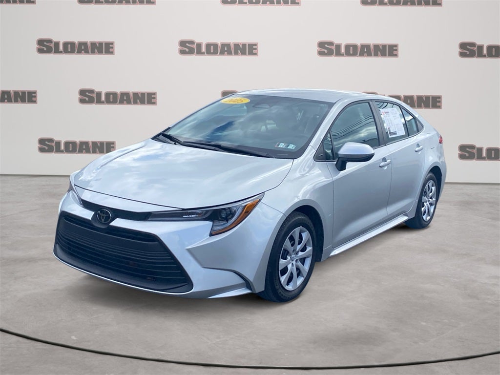 2025 Toyota COROLLA LE