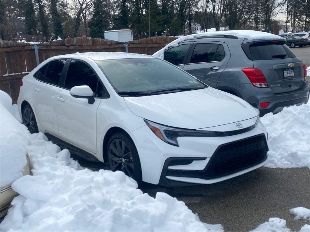 2026 Toyota COROLLA SE