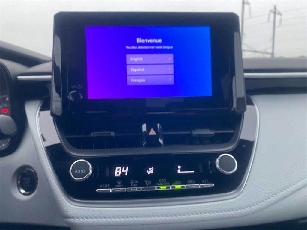 2025 Toyota COROLLA SE