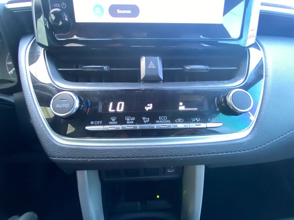 2024 Toyota COROLLA CROSS HV Hybrid SE