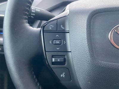 2023 Toyota PRIUS XLE