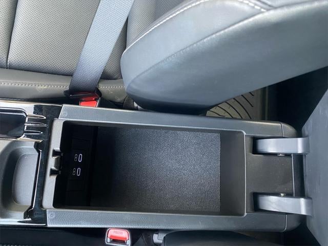 2023 Toyota PRIUS XLE