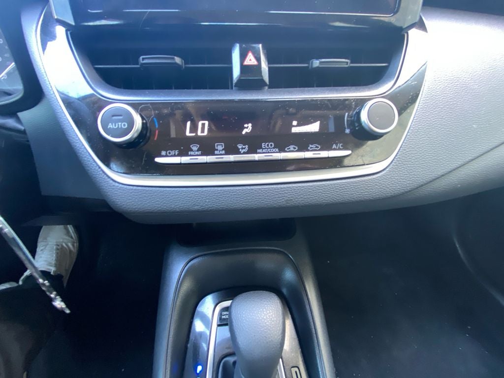 2025 Toyota COROLLA HYBRID LE