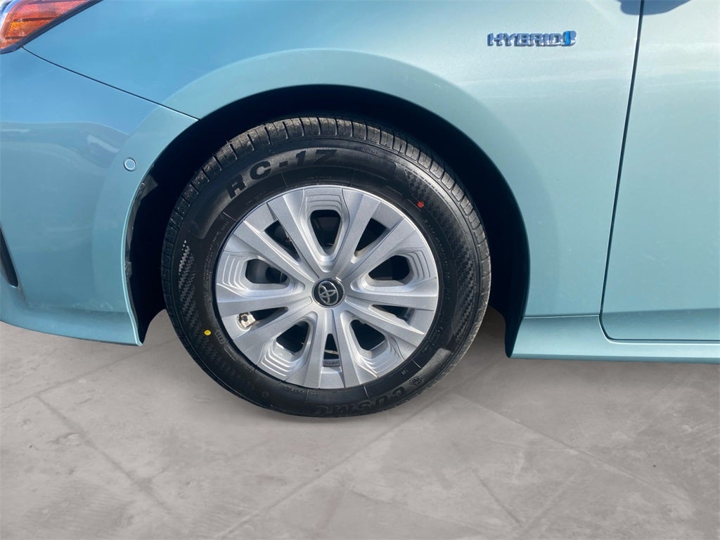 2020 Toyota PRIUS LE