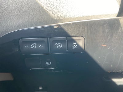 2020 Toyota PRIUS LE