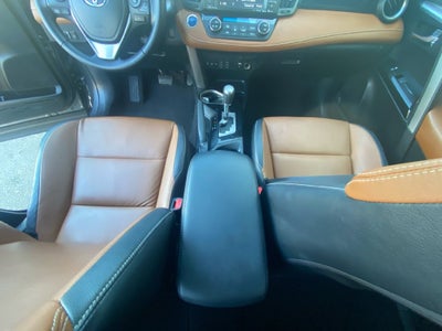 2016 Toyota RAV4 Hybrid Limited