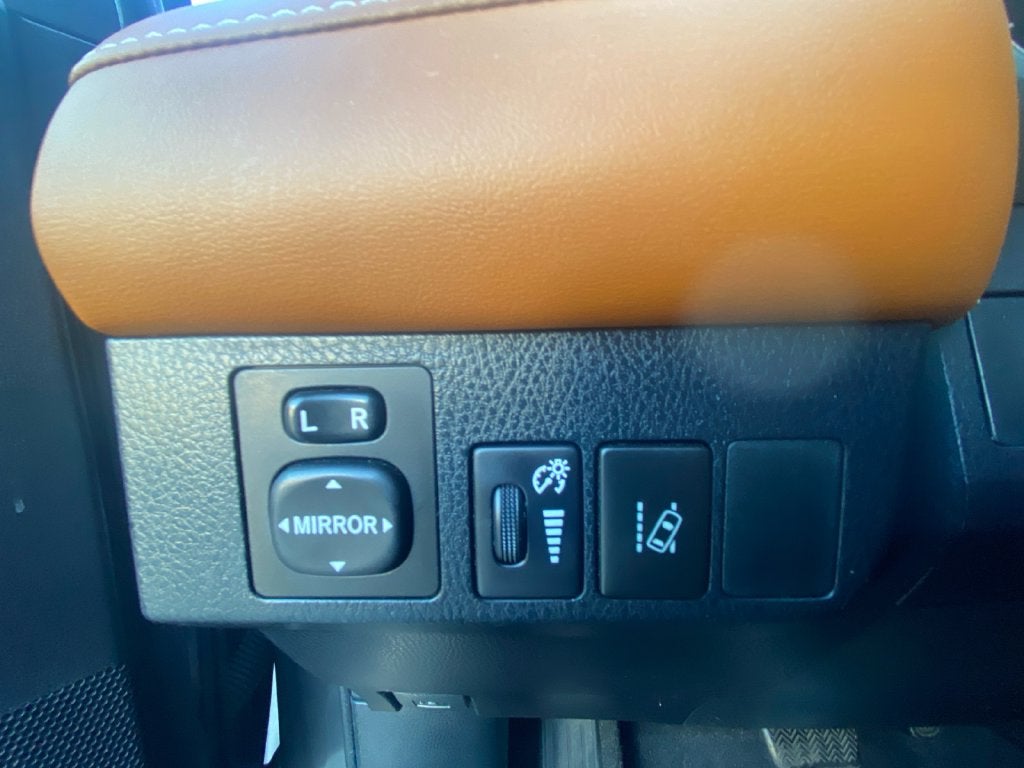 2016 Toyota RAV4 Hybrid Limited