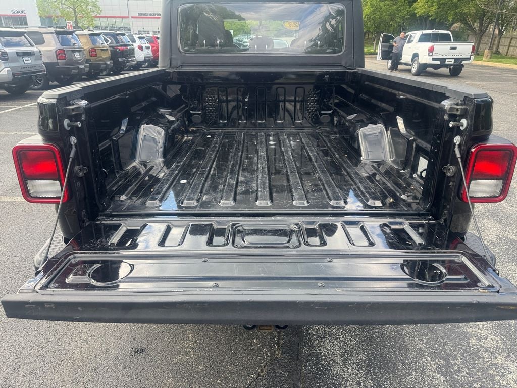 2023 Jeep Gladiator Sport