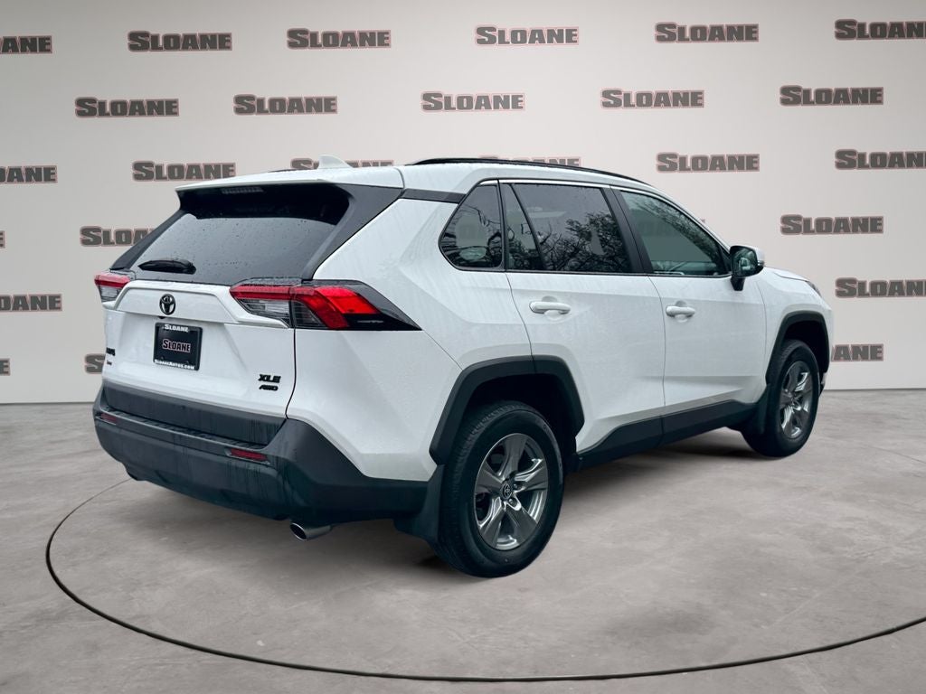 2025 Toyota RAV4 XLE