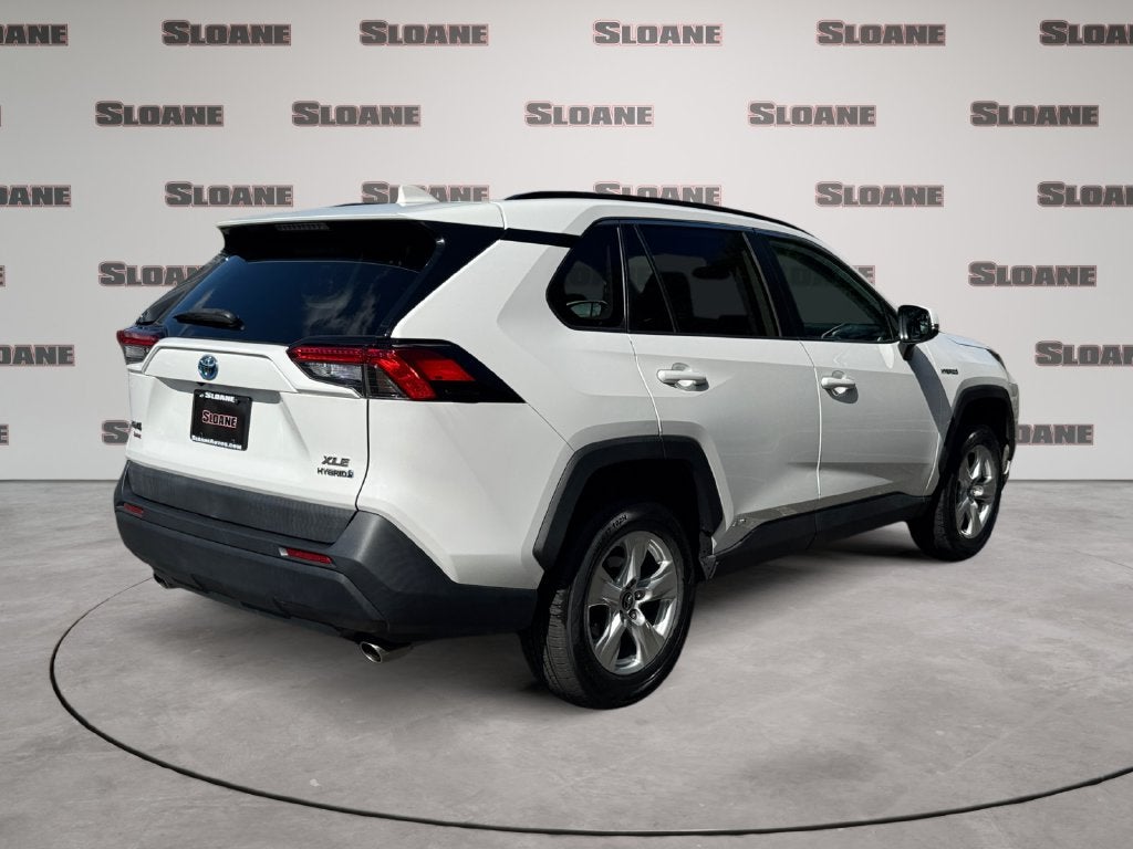 2020 Toyota RAV4 Hybrid XLE