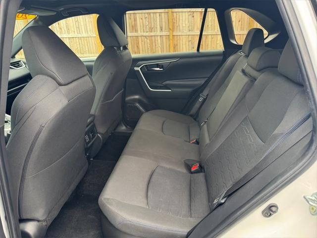 2024 Toyota RAV4 HYBRID SE