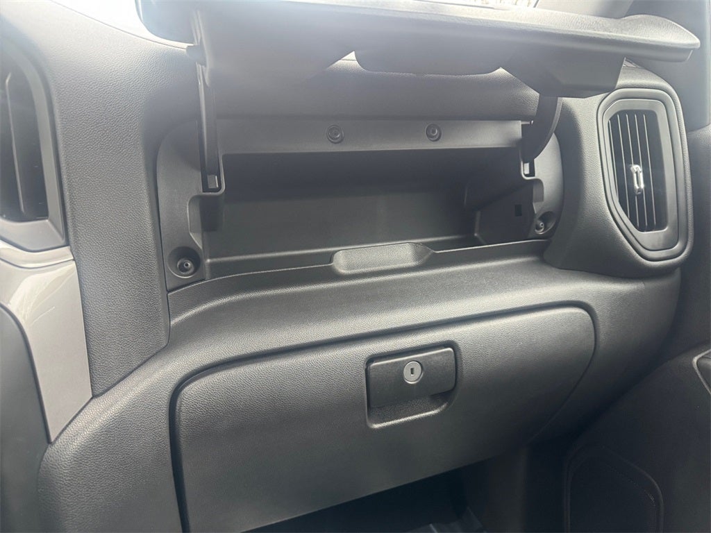 2021 Chevrolet Silverado Custom