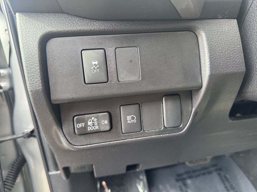 2023 Toyota TACOMA SR5 SR5 V6