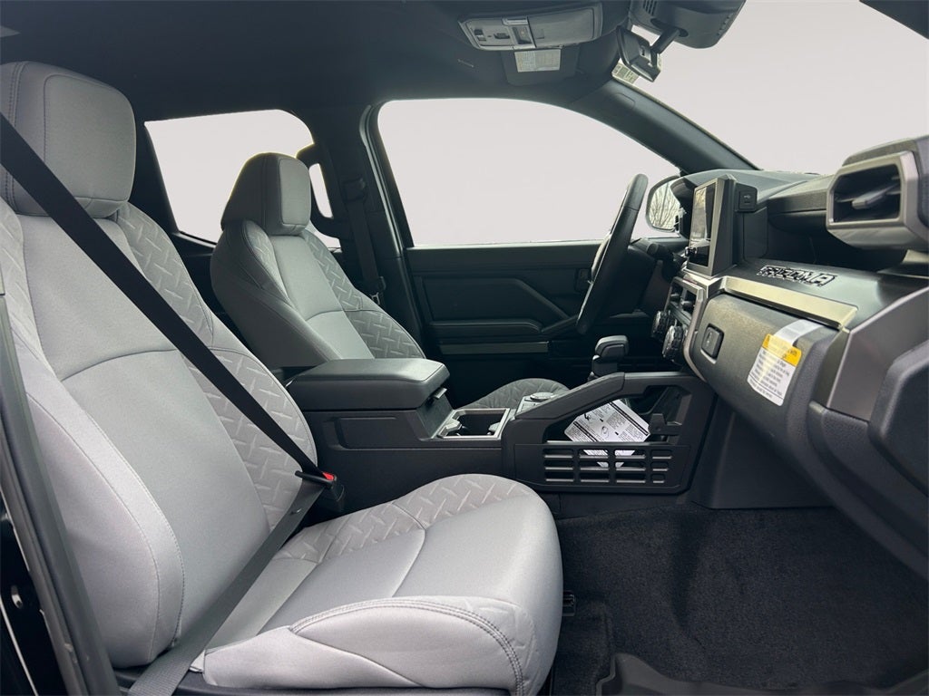 2025 Toyota TACOMA SR5 SR5