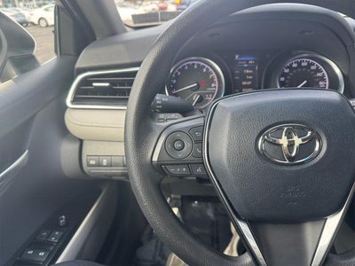 2018 Toyota CAMRY LE