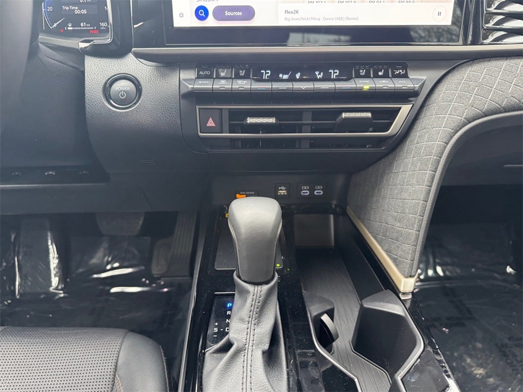 2025 Toyota CAMRY XLE