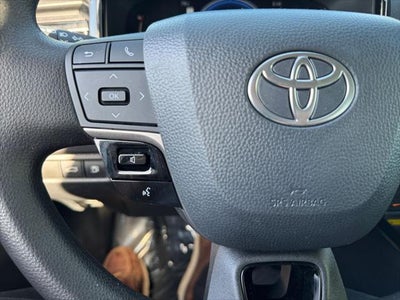 2025 Toyota CAMRY LE