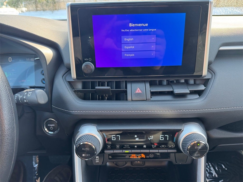 2025 Toyota RAV4 HYBRID XLE