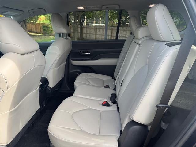 2024 Toyota GRAND HIGHLANDER XLE