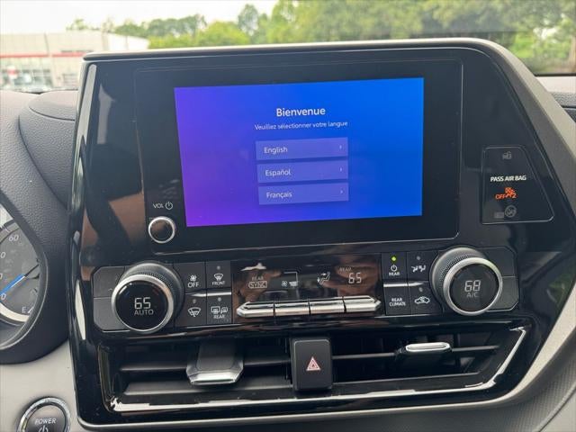 2023 Toyota Highlander Hybrid LE