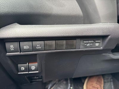 2025 Toyota SIENNA XLE AWD Woodland Edition