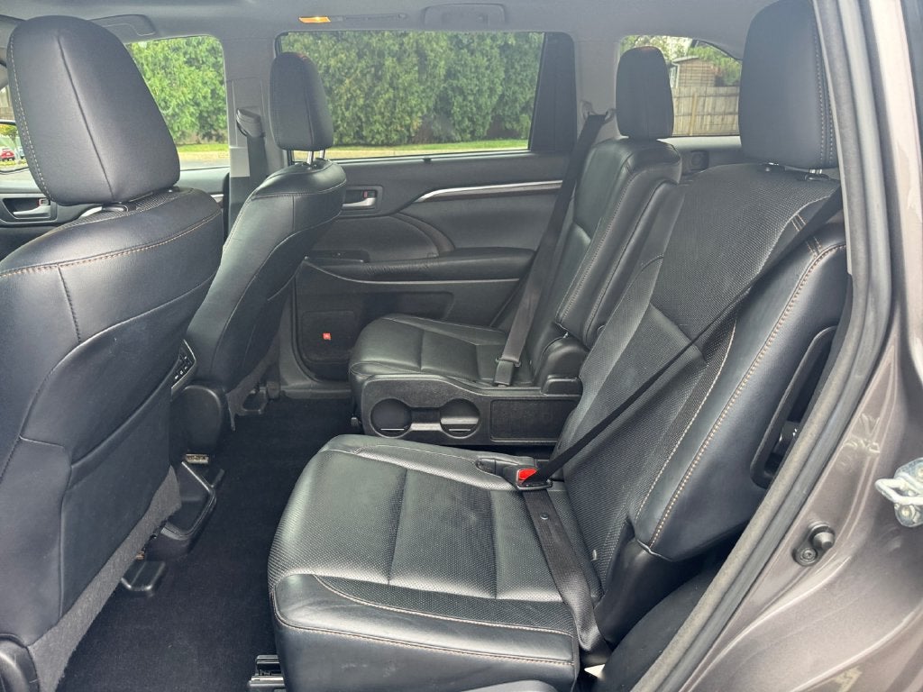 2016 Toyota Highlander Limited