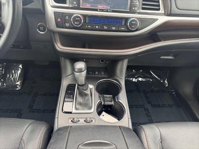 2016 Toyota Highlander Limited
