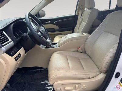 2016 Toyota Highlander Limited Platinum V6