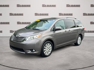 2017 Toyota Sienna XLE 7 Passenger