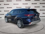 2023 Toyota Highlander Hybrid Platinum