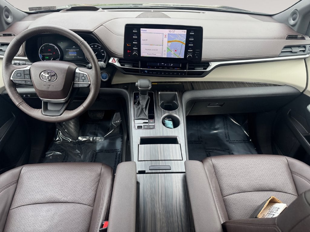 2024 Toyota Sienna Platinum 7 Passenger