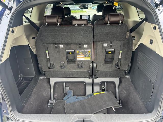 2024 Toyota Sienna Platinum 7 Passenger