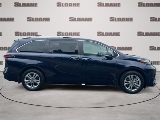 2024 Toyota Sienna Platinum 7 Passenger