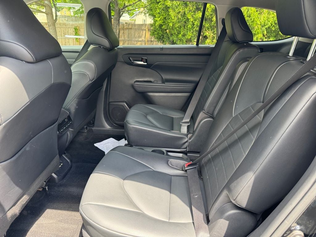 2021 Toyota HIGHLANDER HYBRD XLE