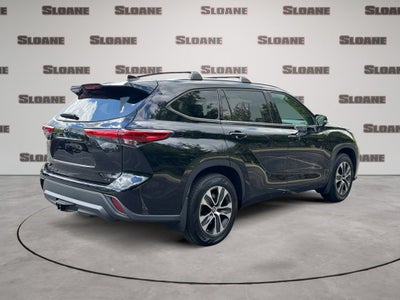 2021 Toyota HIGHLANDER HYBRD XLE