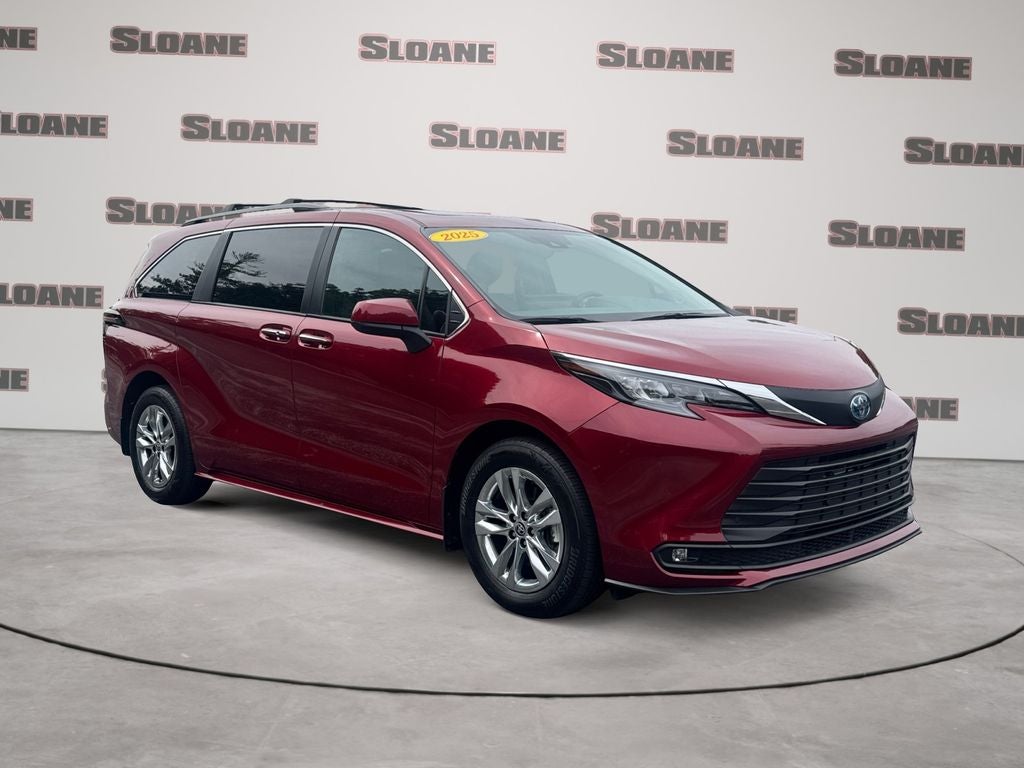 2025 Toyota Sienna XLE 7 Passenger