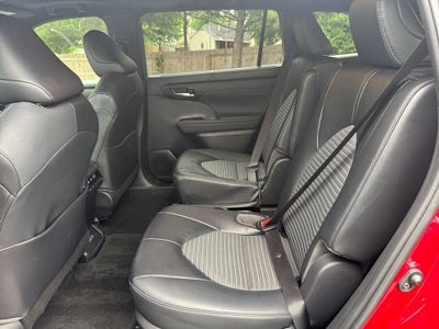 2023 Toyota Highlander XSE