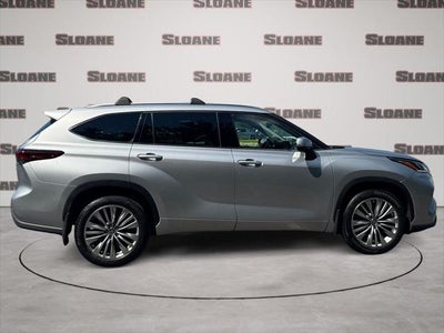 2023 Toyota Highlander Platinum