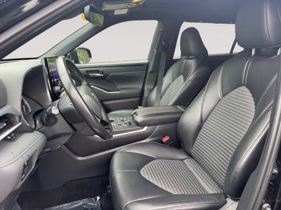 2023 Toyota Highlander XSE
