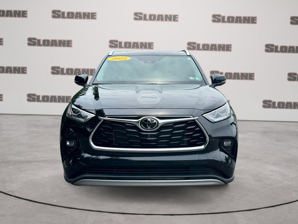 2025 Toyota Highlander Platinum