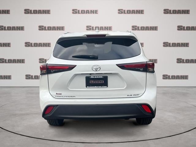 2024 Toyota HIGHLANDER XLE