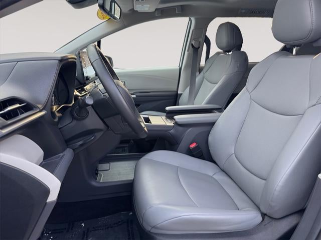 2024 Toyota SIENNA XLE AWD XLE 7 Passenger