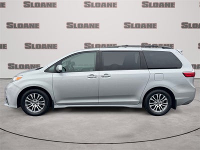 2020 Toyota SIENNA XLE 3.5L XLE