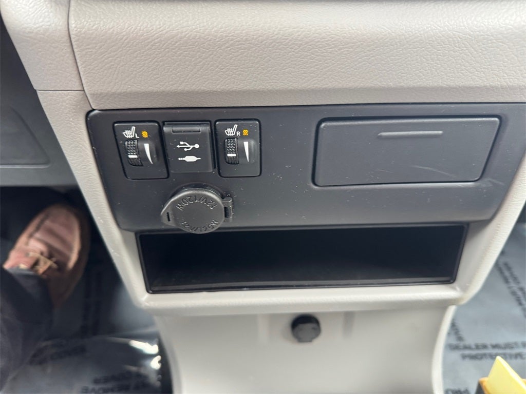 2020 Toyota SIENNA XLE 3.5L XLE